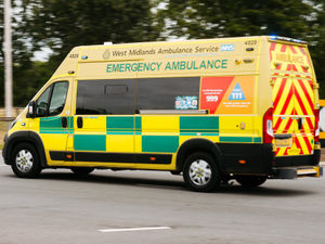 Supporting image for story: Woman receives 'self care advice' after multi-vehicle crash in town centre