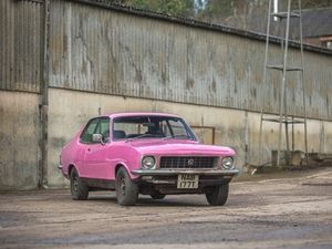 Supporting image for story: ‘One of a kind’ Australian car is star of NEC auction