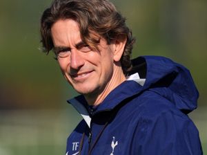 Supporting image for story: Thomas Frank: Carabao Cup semi-finals should be played over just one leg