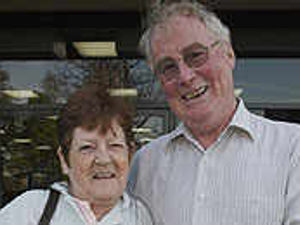 Supporting image for story: Fans go wild for 70s stars