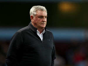Supporting image for story: Furious Aston Villa boss Steve Bruce slams 'ridiculous' mistakes in defeat