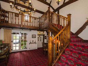 Supporting image for story: Midlands mansion on the market for £2 million