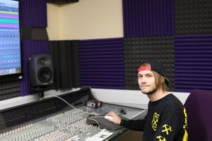 Supporting image for story