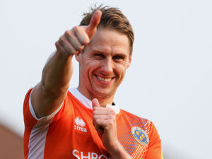 Supporting image for story: Shrewsbury Town hero Dave Edwards considering retirement this summer