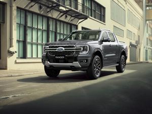 Supporting image for story: Ford takes Ranger upmarket with new Platinum trim