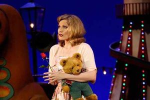 Supporting image for story: Opera review - Cosi Fan Tutte at Birmingham Hippodrome