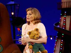 Supporting image for story: Opera review - Cosi Fan Tutte at Birmingham Hippodrome