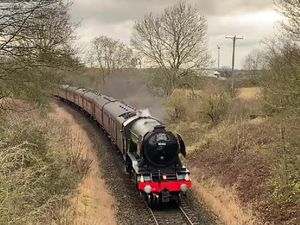 Supporting image for story: Watch: Flying Scotsman steams through the West Midlands in its centenary year