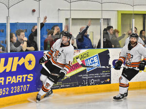 Supporting image for story: Tigers told to keep it tight at the back 