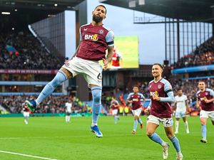 Supporting image for story: Leon Bailey aims high with in-form Aston Villa