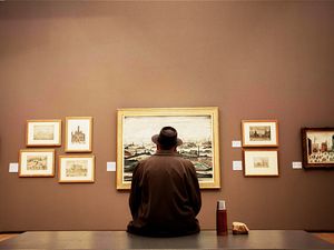 Supporting image for story: A film about L S Lowry will be shown at a Kington cinema