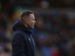 Supporting image for story: Matt Taylor has no complaints in heavy defeat 