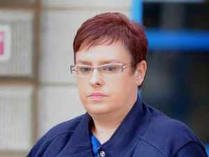 Supporting image for story: Travel agent who stole £82k is spared jail