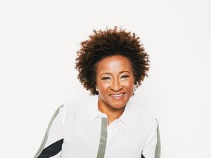 Supporting image for story: Oscars co-host Wanda Sykes says Chris Rock apologised to her after Oscars slap