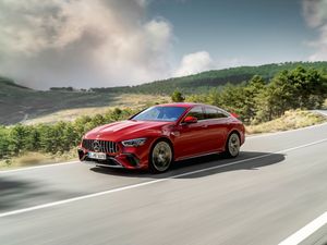 Supporting image for story: Mercedes-AMG GT 63 S E Performance brings hybrid power to AMG for the first time