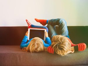 Supporting image for story: These futuristic sunglasses can black out television screens in your eye-line