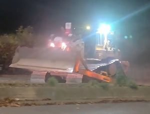 The machine was seen being driven the wrong way down the A454 Willenhall Road. Image: Charlene Harris