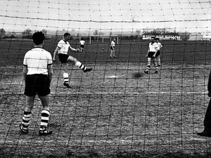 Supporting image for story: Pictures from the past - October 23