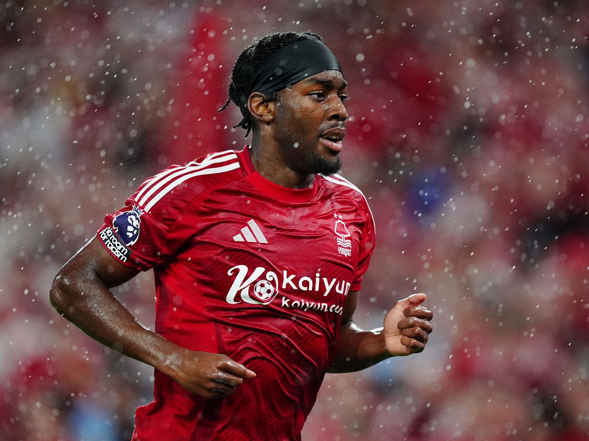 Anthony Elanga arrives on Tyneside as Newcastle close on signing