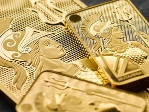 Supporting image for story: New Royal Mint gold bars can be authenticated by ‘rotating them in the light’