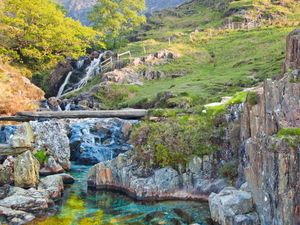 Supporting image for story: Two women who died after being pulled from Eryri pools named