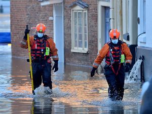 Supporting image for story: Homes and businesses under water in Bewdley as parts of Black Country see snow