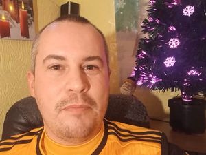 Supporting image for story: 'Is 4-2-3-1 the way forward?' Wolves fans give their verdict on Saints draw - WATCH 