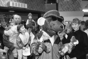 Born in 1953, it has been reported that Claridge lived in the Austin Village as a young child and was a pupil at Turves Green Infants’ School, before moving to a private school, Greenmore College. As an adult he created the character of “Roland Rat”, a puppet which first appeared on the British breakfast television programme, TVam, in April 1983 and went on to save the station from closure. Many series were made for the BBC, Channel 5, Channel 4 and ITV. | NationalWorld