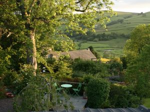 Supporting image for story: Improving children's health through gardens and open gardens in Powys