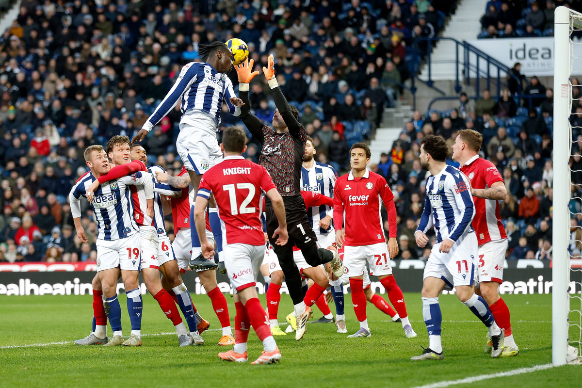 West Brom 1 Bristol City 2: Hawthorns Christmas jeers as Baggies beaten at home