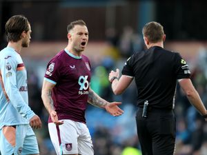 Supporting image for story: Scott Parker gutted as Burnley’s comeback is derailed by VAR decisions