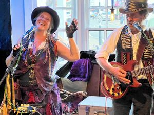 Mice in the Matchbox will play between 1pm and 2 pm  