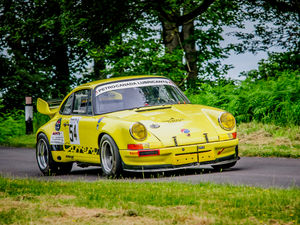 Supporting image for story: Loton Park’s the
place for speed