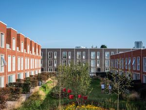 Supporting image for story: Canalside homes are completed