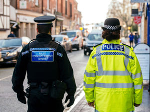 Supporting image for story: Police issue warning after women reportedly target elderly with distraction thefts