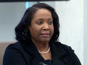 Supporting image for story: Fed governor Lisa Cook says she will sue Trump to keep job