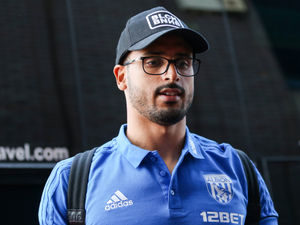 Supporting image for story: Tony Pulis insists sidelined Nacer Chadli is 'very good professional'