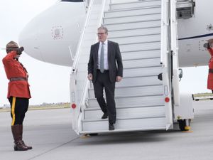 Supporting image for story: Starmer: G7 will discuss Russia sanctions if Putin holds out on ceasefire talks
