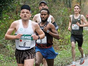 Supporting image for story: Women's record broken on Telford 10k return