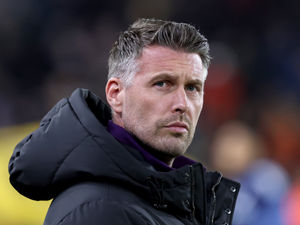 Supporting image for story: "We don't want to go out with a whimper" - Wolves boss' honest assessment after poor defeat