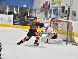 Supporting image for story: Tom Watkins won’t dwell on a poor weekend for Telford Tigers