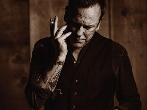 Supporting image for story: Kiefer Sutherland to play Birmingham