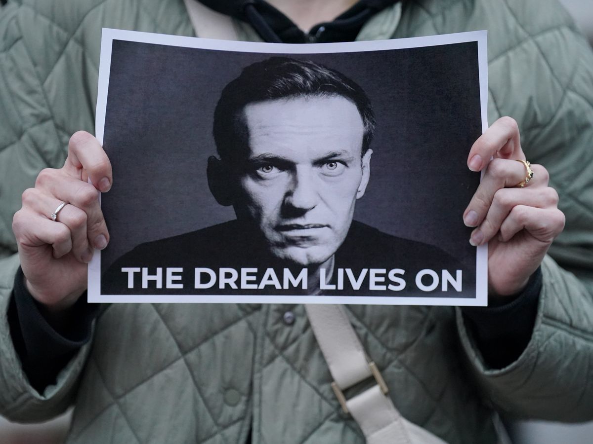 Independent labs have found Alexei Navalny was poisoned, widow says