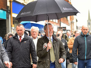 Supporting image for story: Nigel Farage revels in role as Britain's 'Brexit King' in West Midlands 