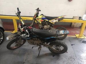 Supporting image for story: Two bikers and driver arrested for drug offences in Telford