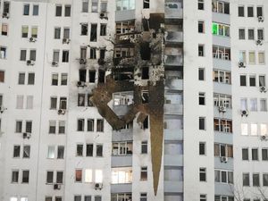 Supporting image for story: Russia ‘uses new ballistic missile’ in massive strike on Ukraine