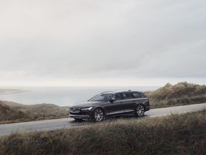 Supporting image for story: Volvo estates set to return to the UK after less than a year