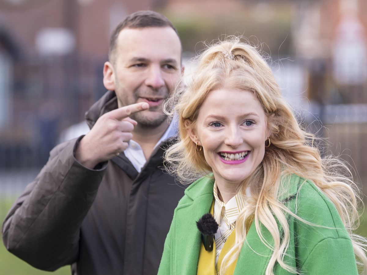 Greens win Gorton and Denton by-election in blow to Starmer