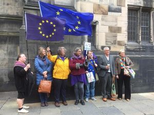 Supporting image for story: Campaigners launch new legal challenge to force PM into Brexit delay