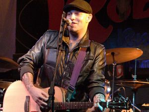 Supporting image for story: Jonny Cole to bring new show to Bilston's Robin 2